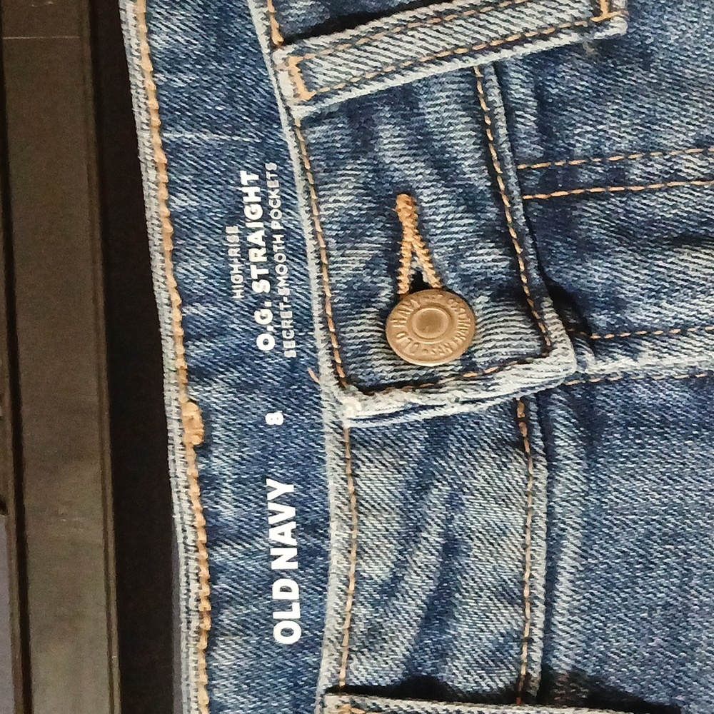 GUC Old Navy  High Rise  O.G. Straight Ripped Jeans Cuffed size 8 - Picture 4 of 6
